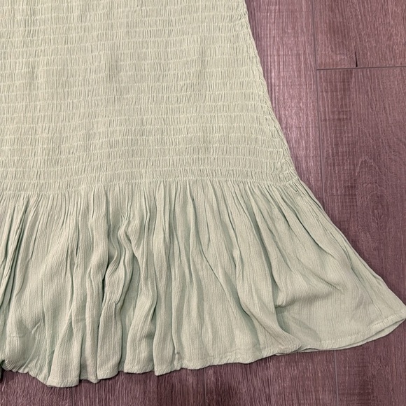 O’Neill Kinsley Dress | Size Small | Pastel Green - Picture 4 of 5